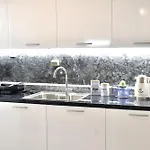 Brancaleone Lägenhet *