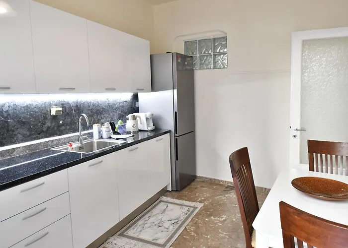 Brancaleone * نافبليو